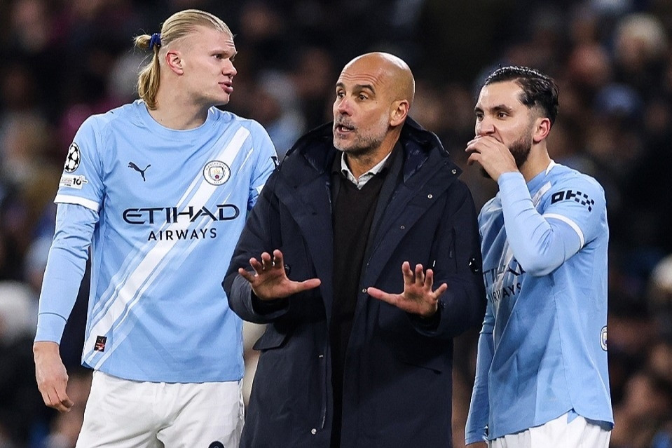 Pep thừa nhận sai lầm tai hại khiến Man City thua thảm Leverkusen