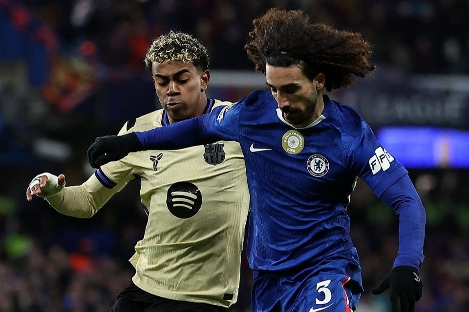 Sao Chelsea hả hê thắng Barca và Lamine Yamal, Hansi Flick nói cứng