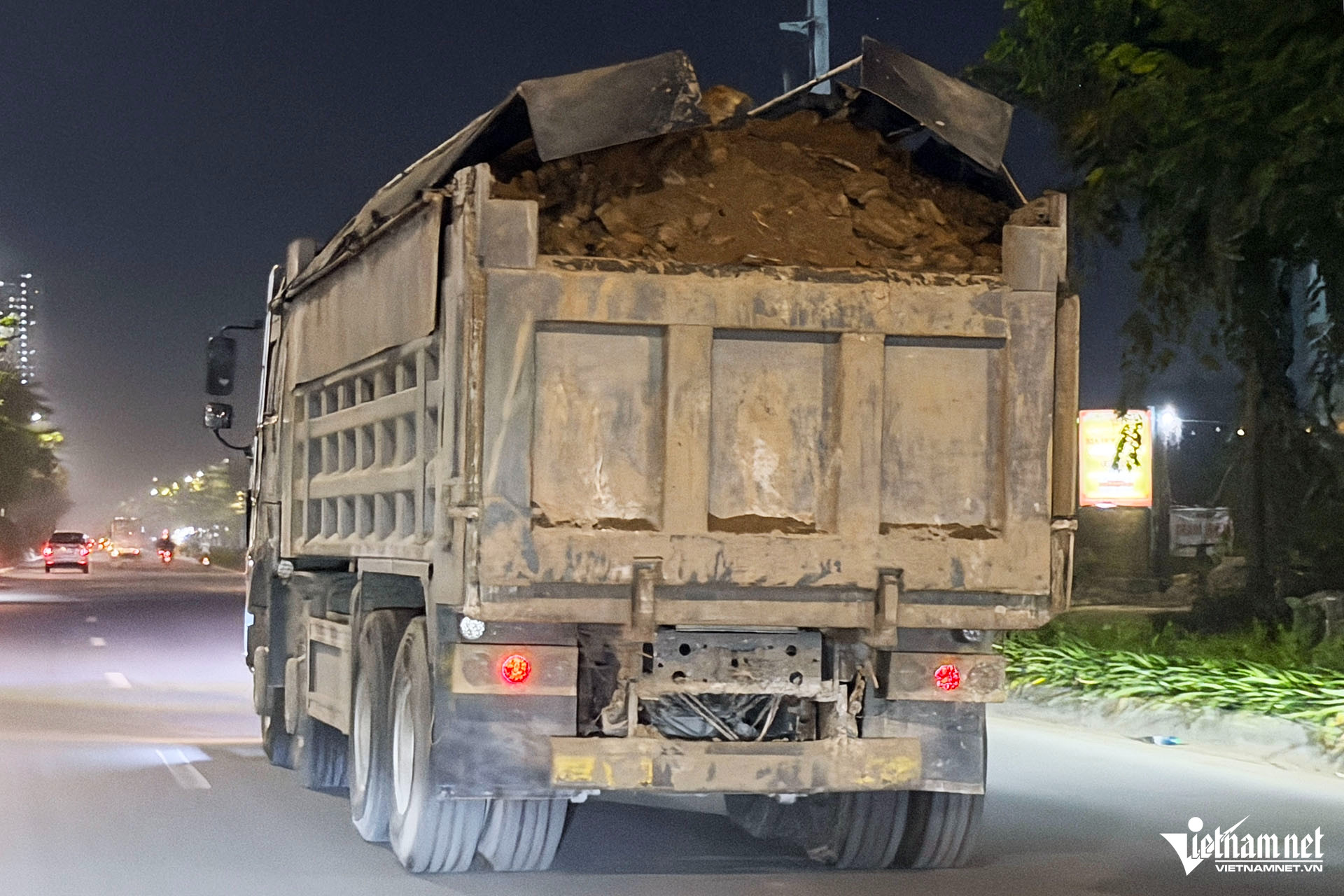 W-o to tải xe bien so 3 sao chép.jpg