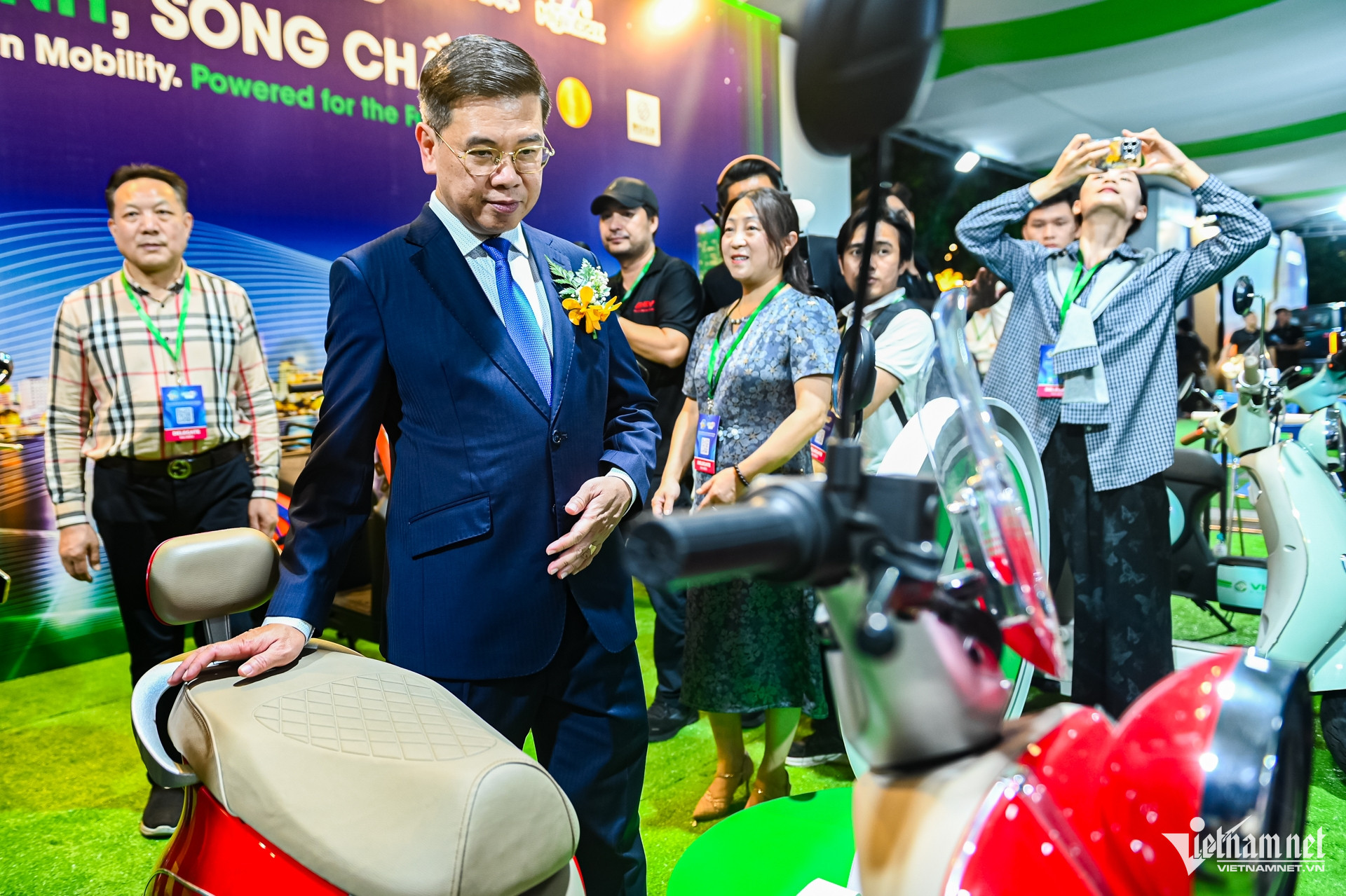 W-triển lãm TPHCM nguyễn huế 11.jpg