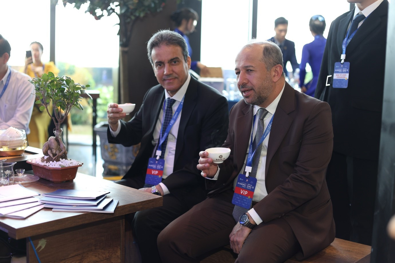 Tea Connect - tiệc trà kết nối giao thương và bạn bè quốc tế