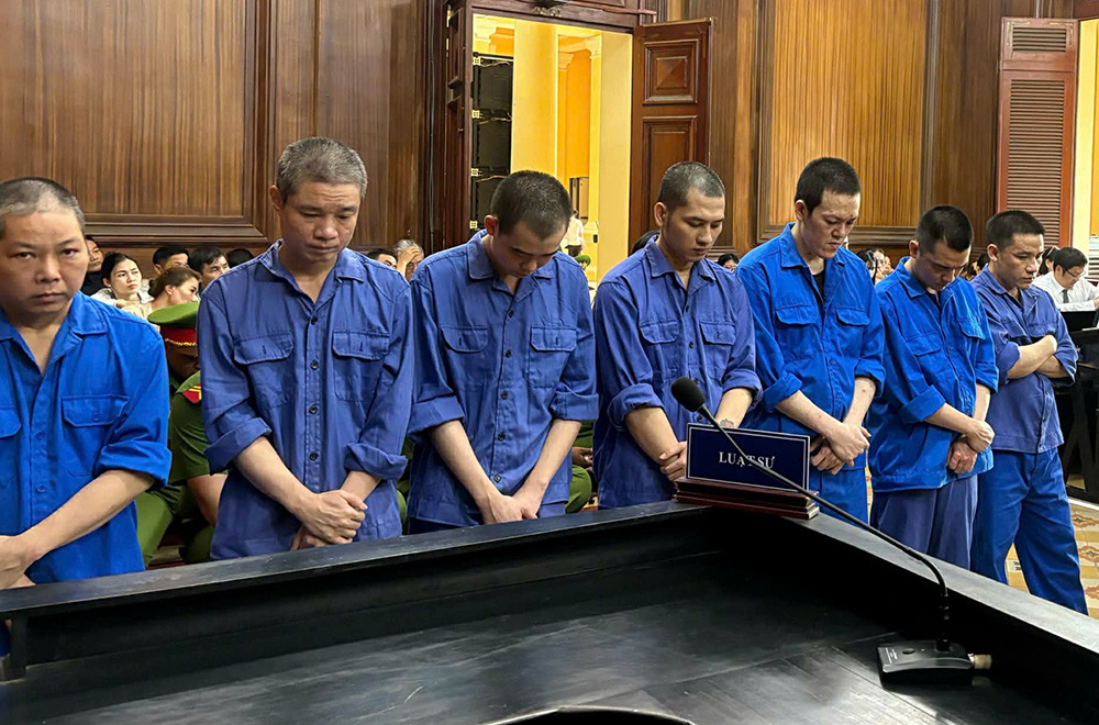 Cựu cán bộ thuế bảo kê cho hàng chục công ty 'ma' để ăn hối lộ