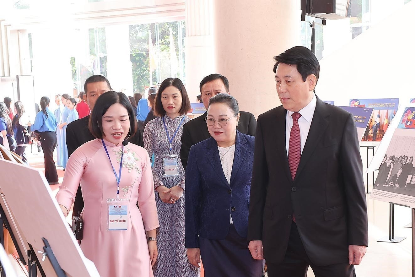 Chủ tịch nước: Việt - Lào là mối quan hệ có một không hai trong lịch sử thế giới