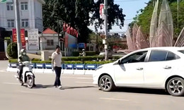 đi xe ngược chiều.jpg