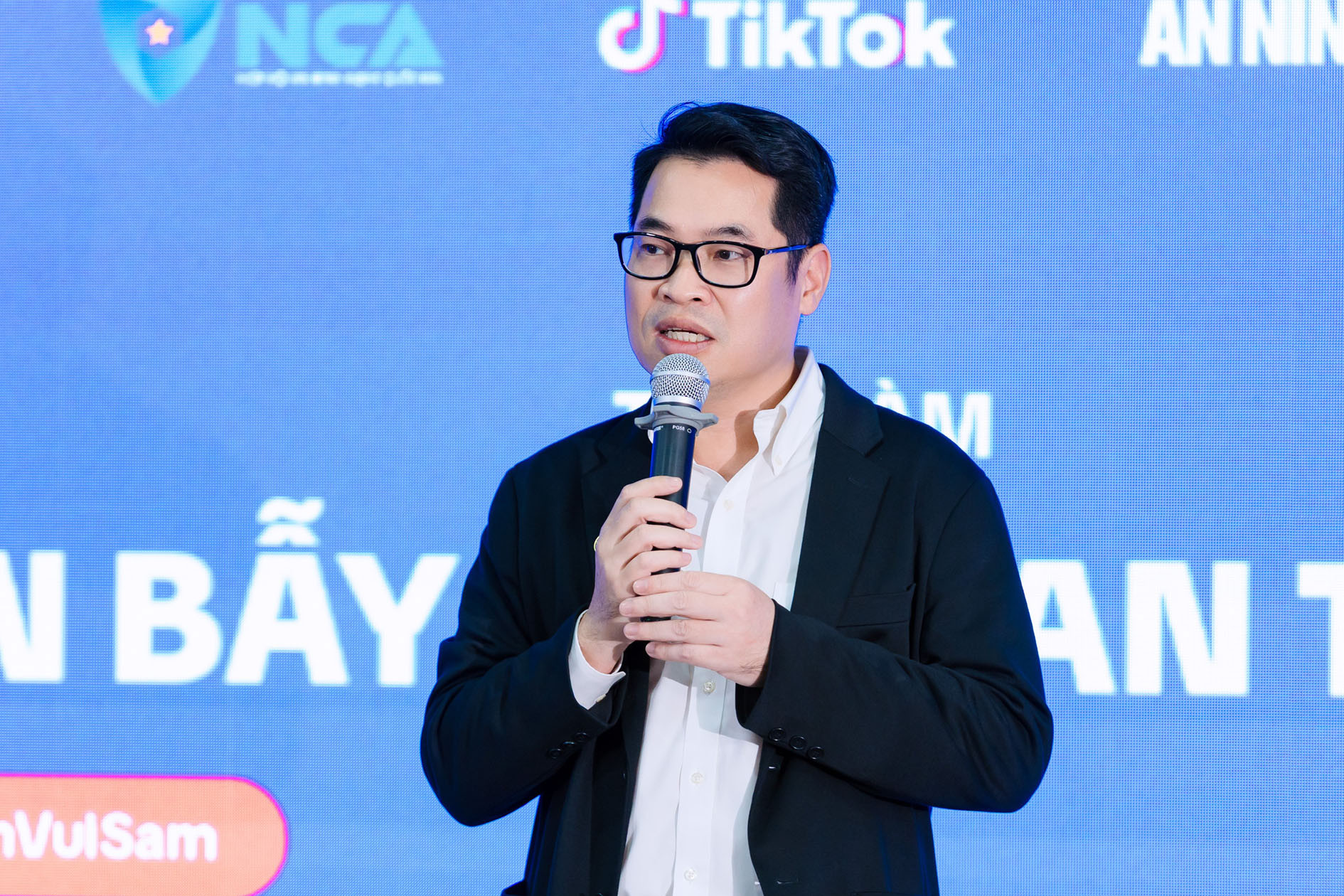 Hiep hoi an ninh mang .jpg