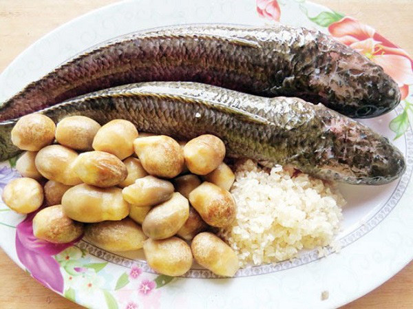 Mẹo nấu cháo cá thơm nức, ngon ngọt không còn mùi tanh - Ảnh 9.