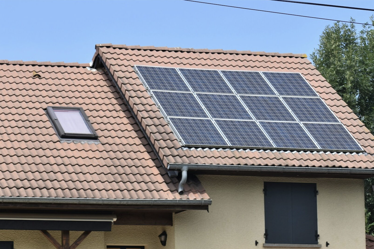 Mở rộng chương trình trợ cấp lắp đặt điện mặt trời mái nhà cho hơn 35.000 hộ dân