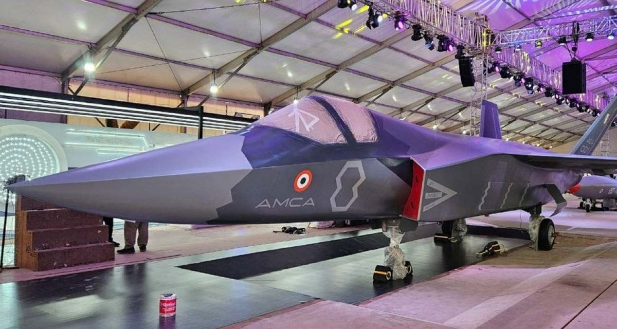 Tiêm kích AMCA tốc độ Mach 2.15, AI điều khiển, Trung Quốc, Pakistan "toát mồ hôi"