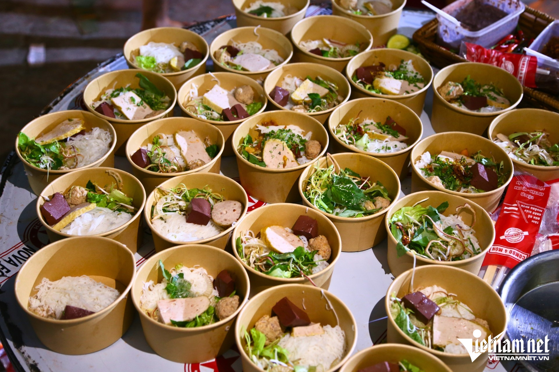 W-bun rieu trang dai2.jpg