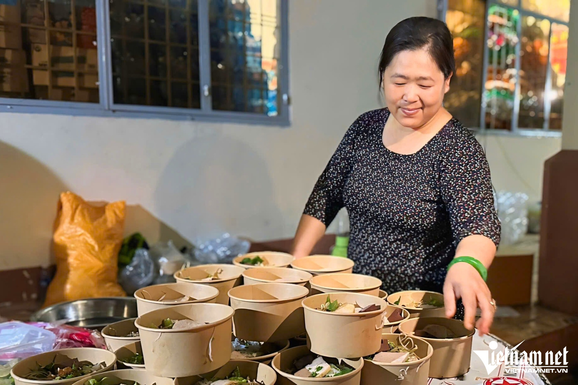 W-bun rieu trang dai3.jpg