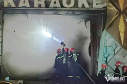 W-chay karaoke.jpg