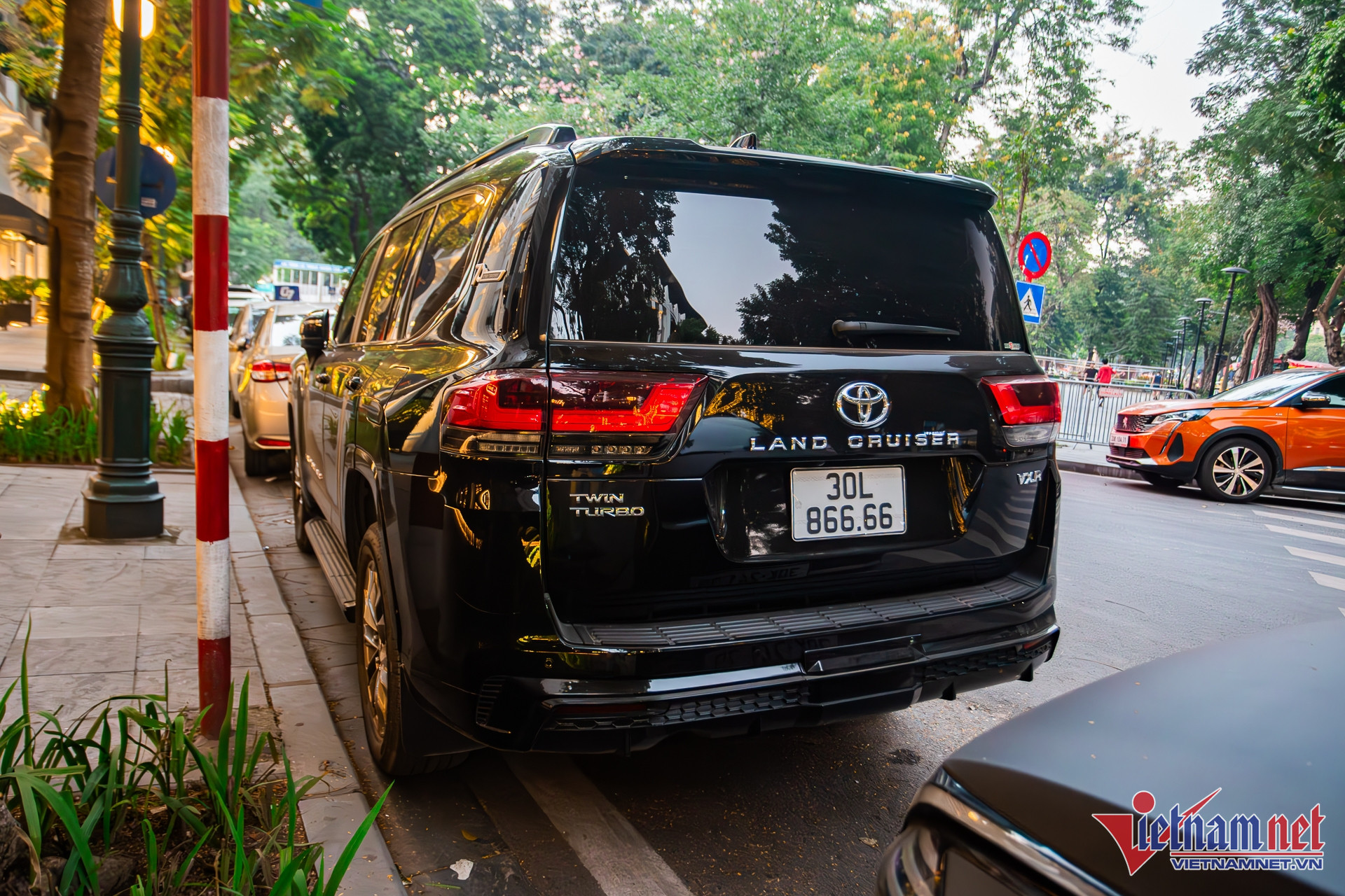 W-land cruiser 15.JPG.jpg