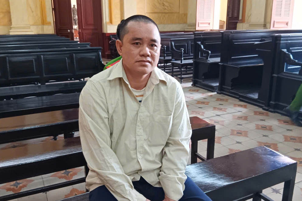 Tuyên án tử hình Nguyễn Văn Sơn, kẻ dùng kéo sát hại người tình