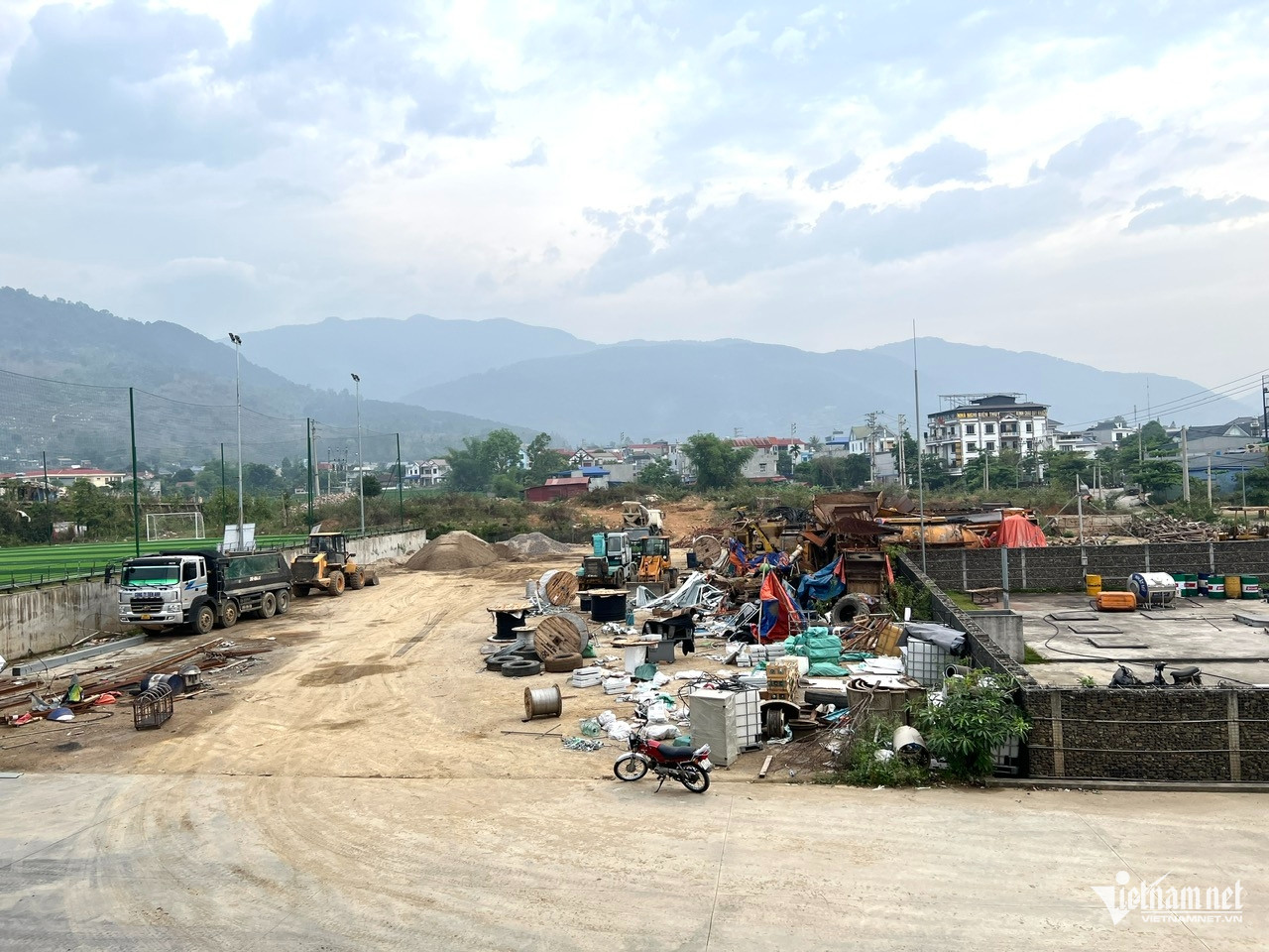 W-Anh ho tro tin dung.jpg