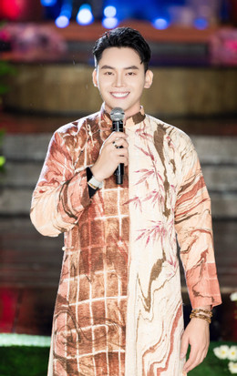 https://static-images.vnncdn.net/vps_images_publish/000001/000003/2025/11/29/manhkhang4-1501.jpeg