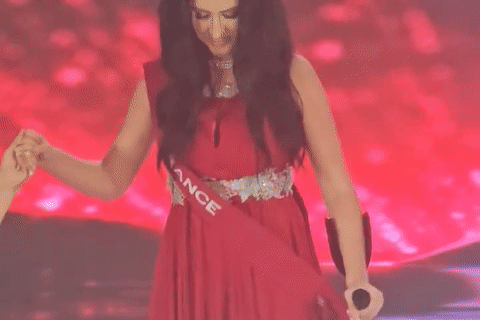 Miss Charm 2025 gặp sự cố phút chót, hoa hậu Pháp bị trật khớp chân