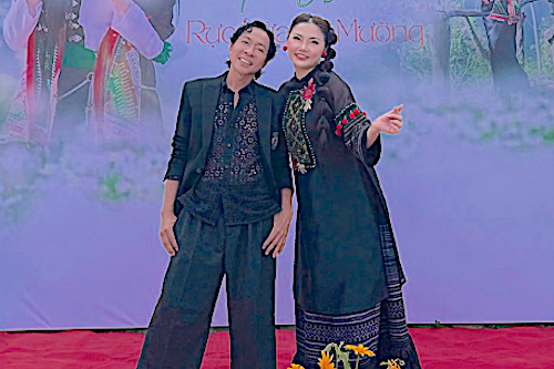 Mối quan hệ đặc biệt của NSƯT Việt Hoàn và Đại uý, ca sĩ Thu Hường