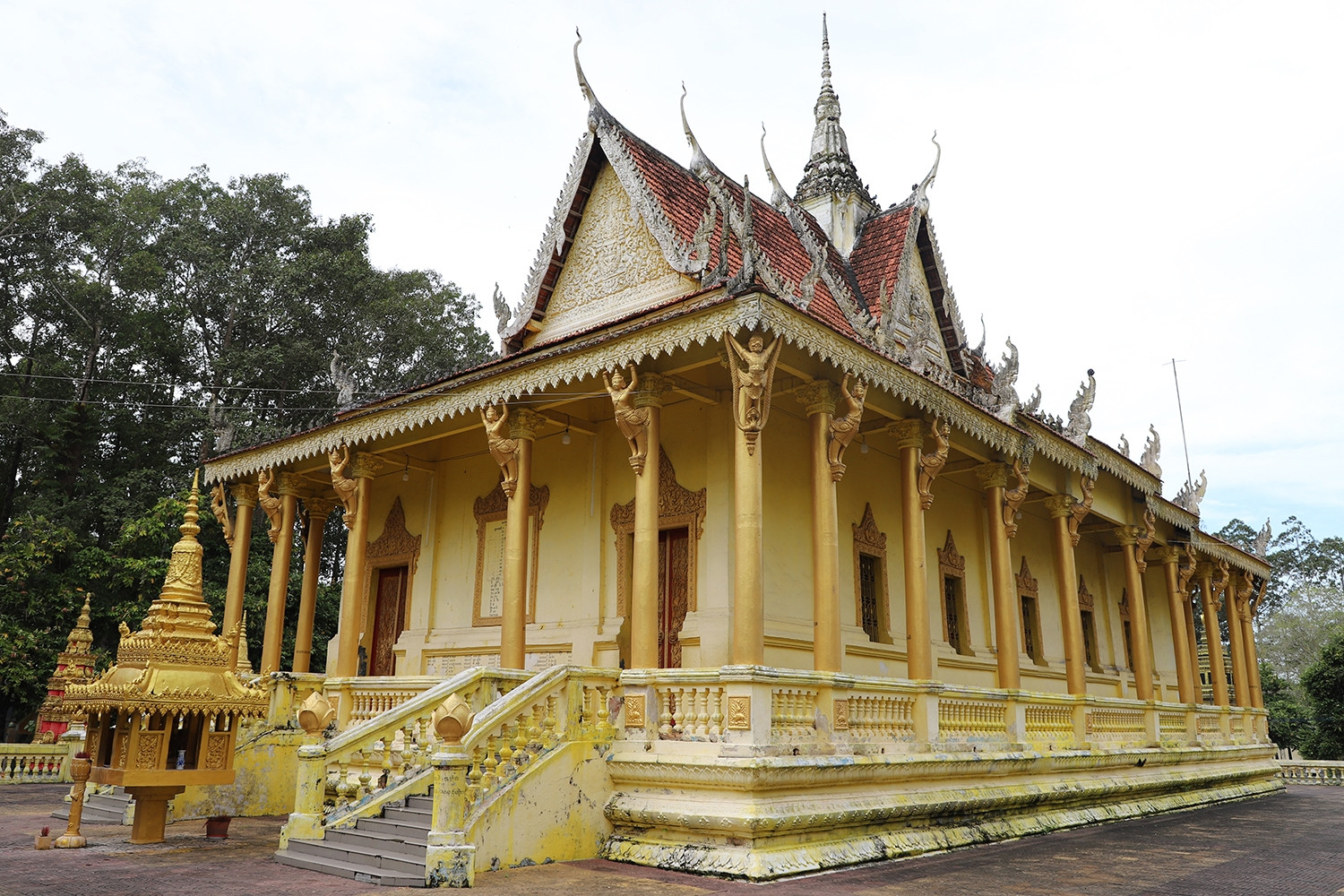 Ngôi chùa miền Tây có 'bảo vật' gần 500 năm tuổi gắn với truyền thuyết lập làng