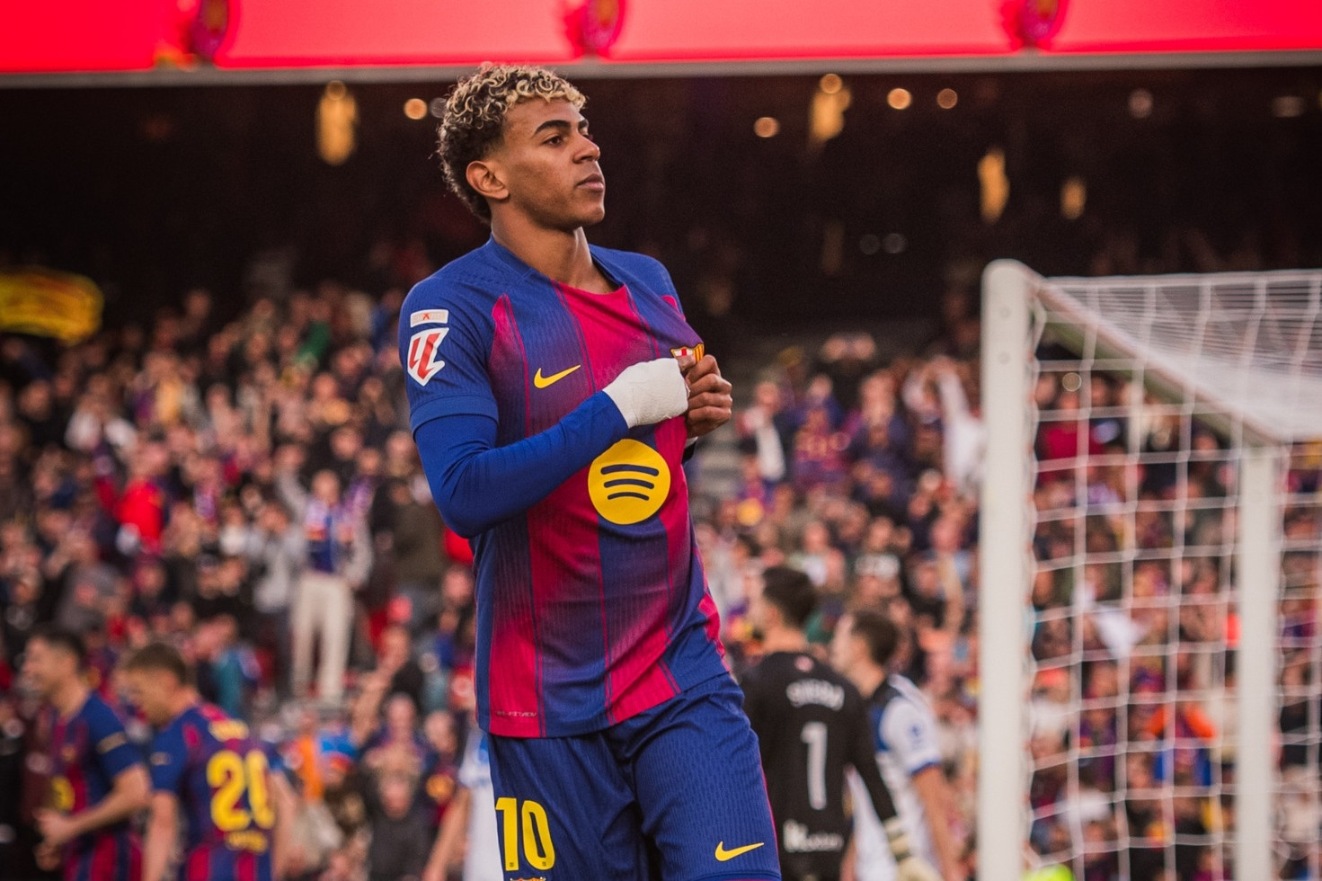 Yamal bừng sáng, Barca qua mặt Real Madrid chiếm đỉnh bảng