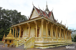 W-chùa bốn mặt 7.JPG.jpg