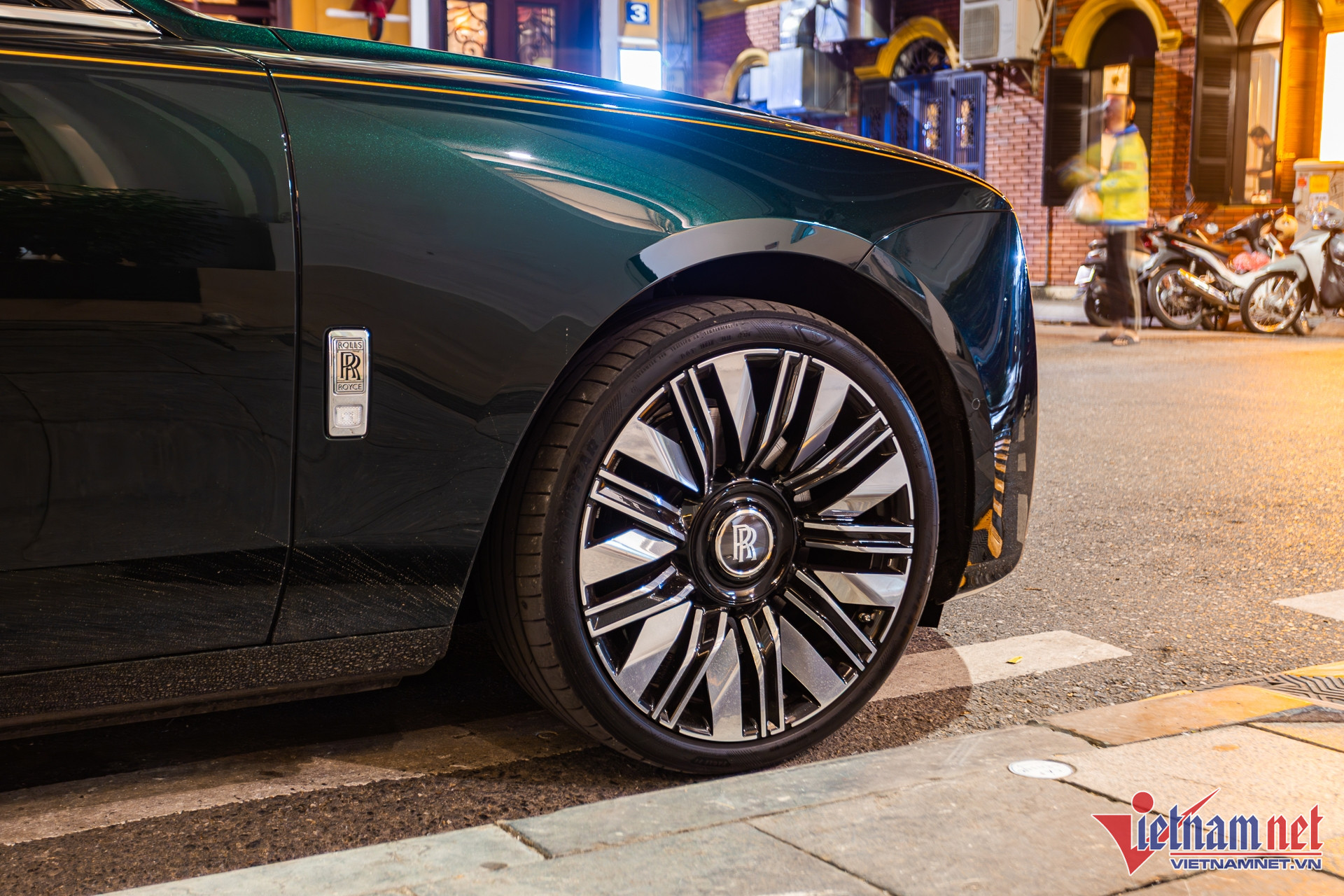 W-ghost series ii 11.JPG.jpg