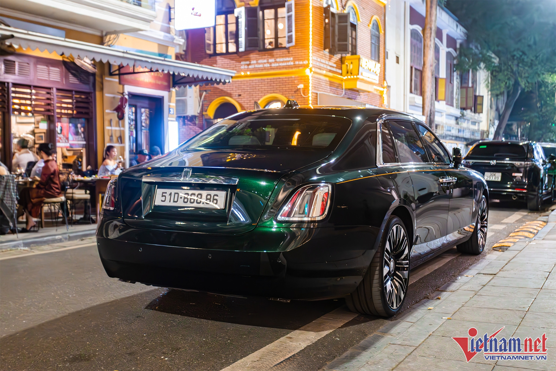 W-ghost series ii 2.jpg