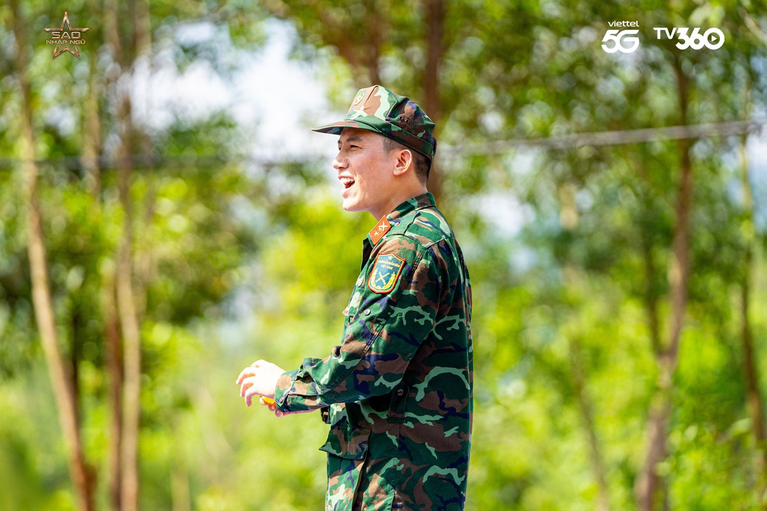 2 SAO NHẬP NGŨ(2).jpg