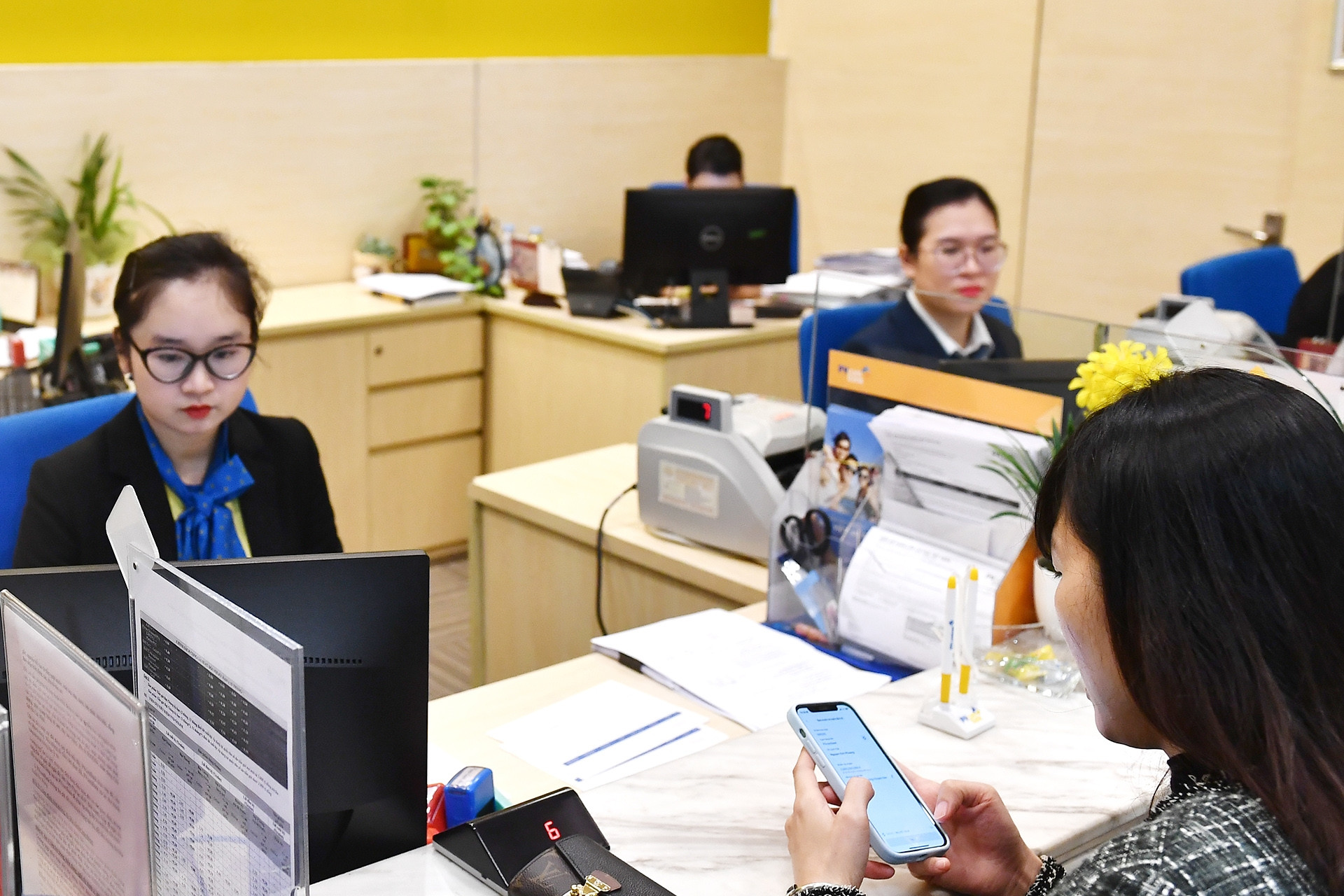 Bộ trưởng Nội vụ: Cải cách tiền lương gian nan nhưng là thành công ngoạn mục