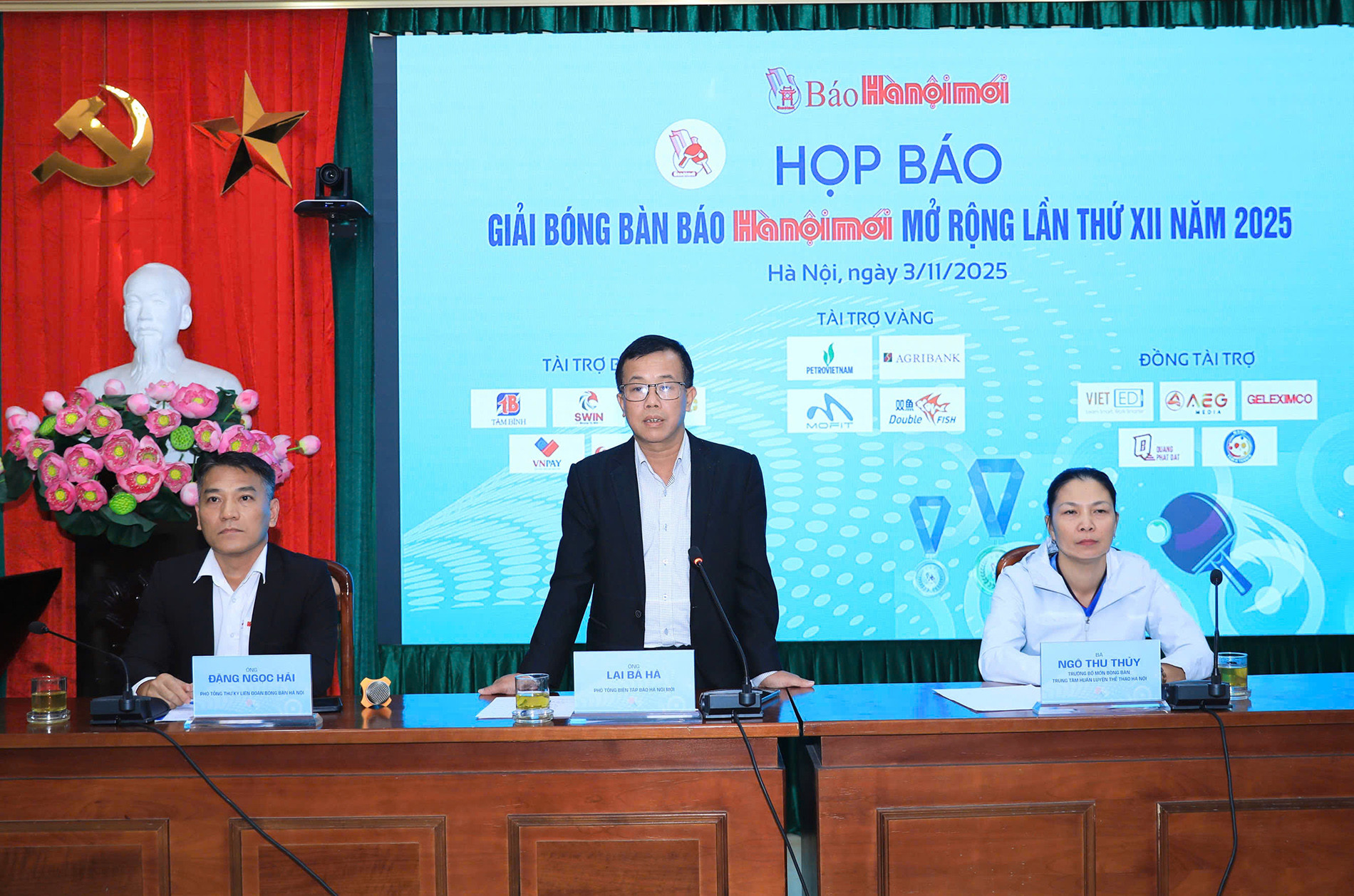 bong ban ha noi moi.jpg