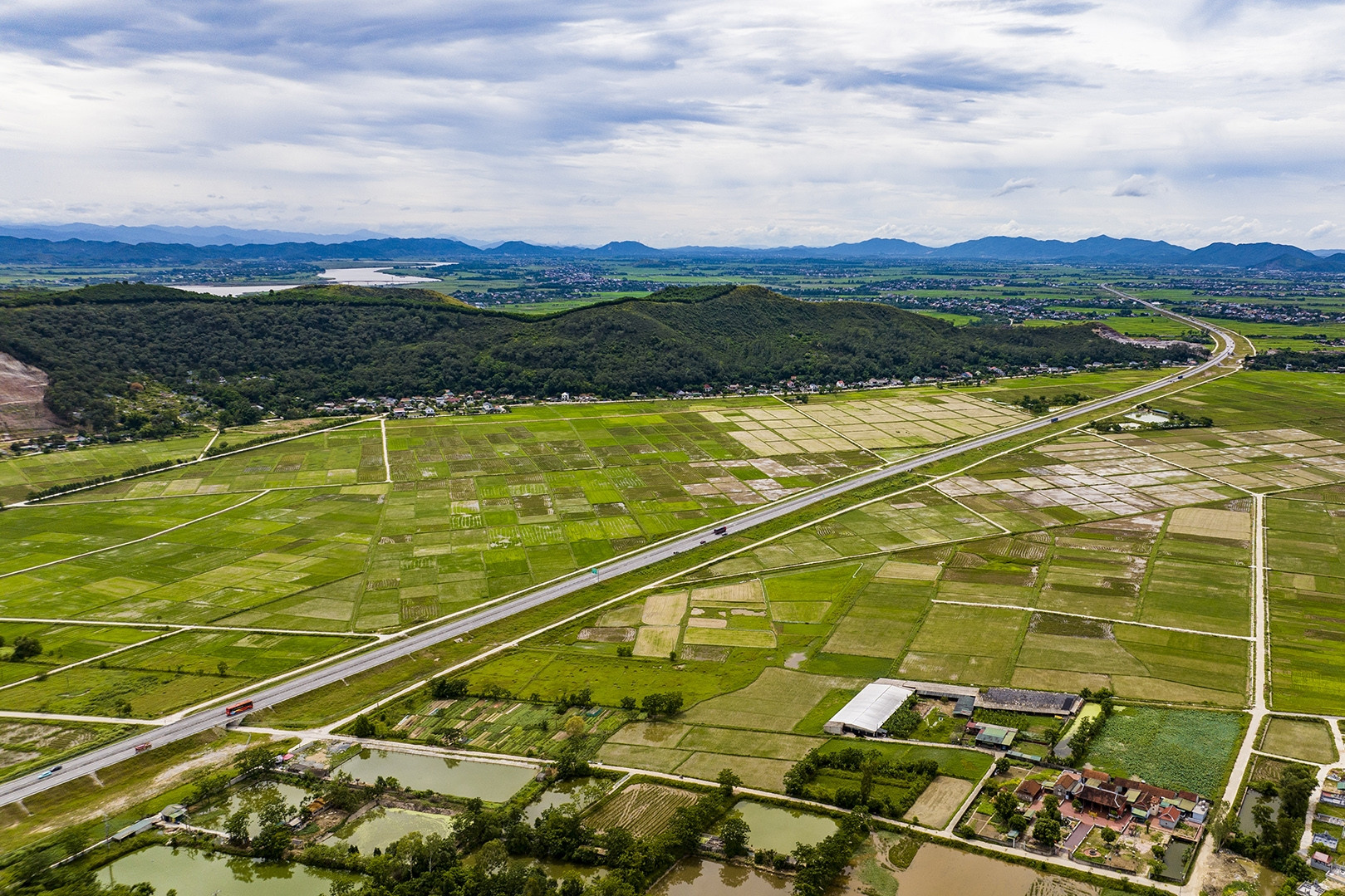 Cả nước sẽ có 43 tuyến cao tốc với tổng chiều dài hơn 9.200km