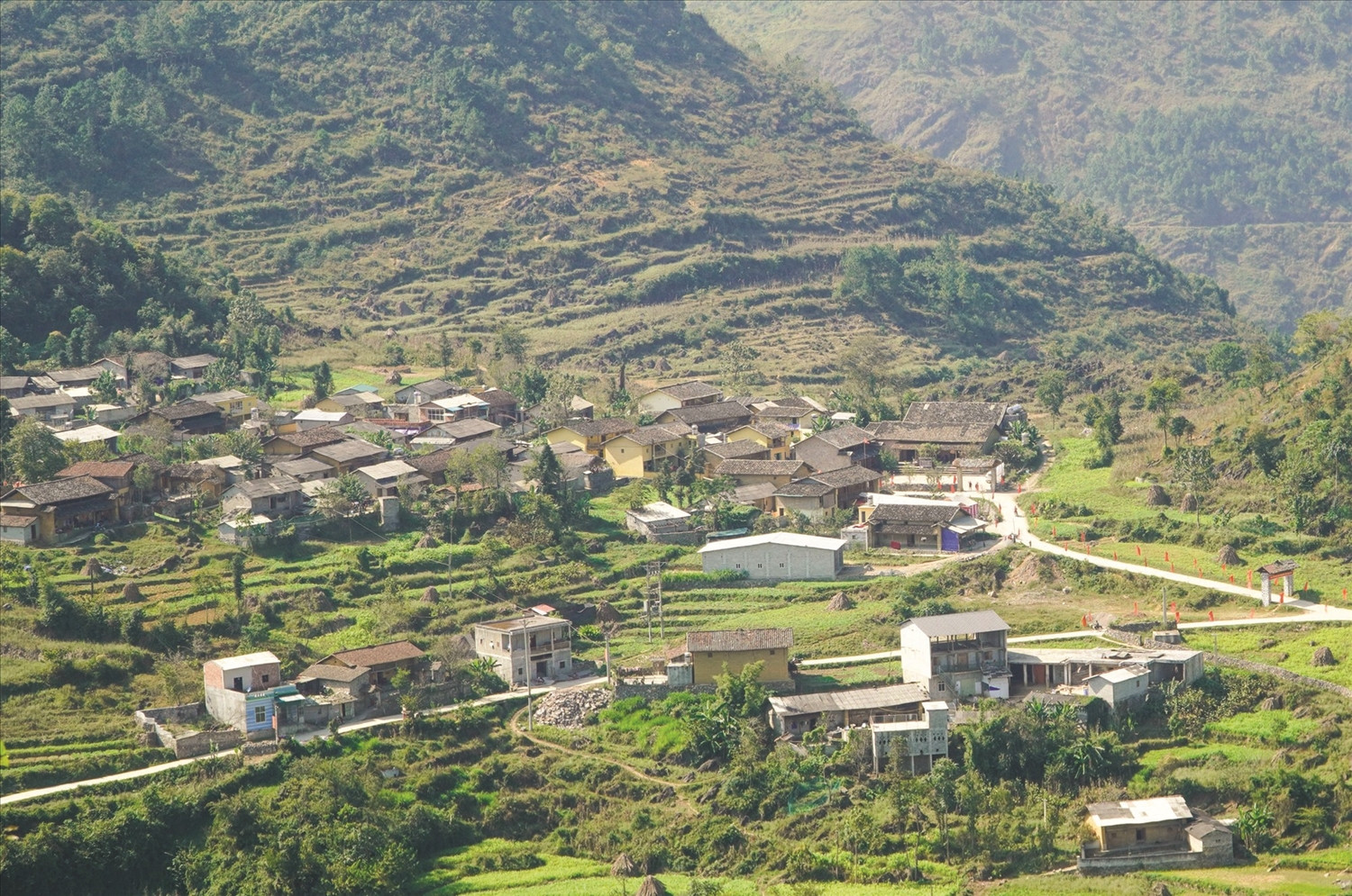 Khó khăn đặc thù.jpg