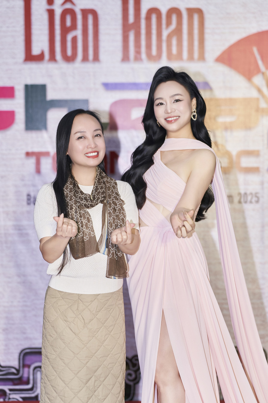 NSƯT Hoài Anh và NSND Thu Huyền