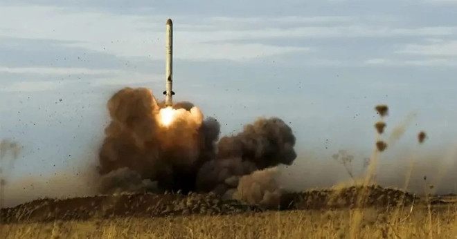 Loại tên lửa của Nga khiến ông Trump thay đổi q...