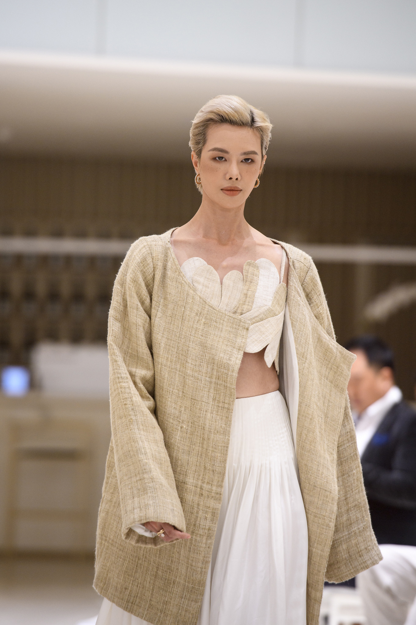 Người mẫu Hà Kino trên sàn diễn