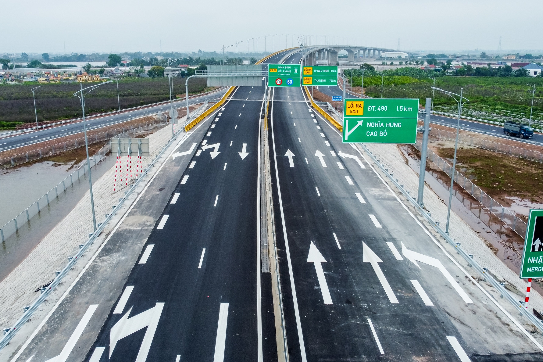 Nỗi lòng người dân Ninh Bình nhường đất làm cao tốc CT.08