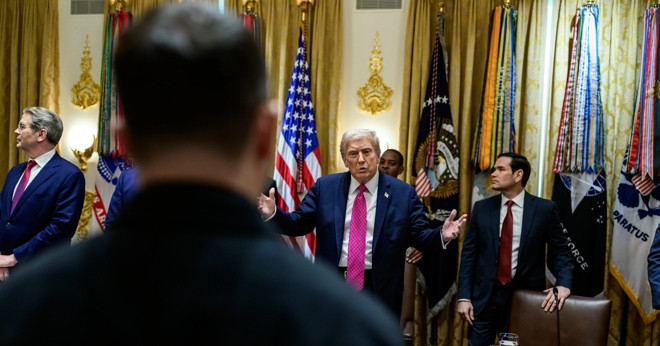 Ông Trump ‘dội gáo nước lạnh’, nói không chuyển tên lửa Tomahawk cho Ukraine