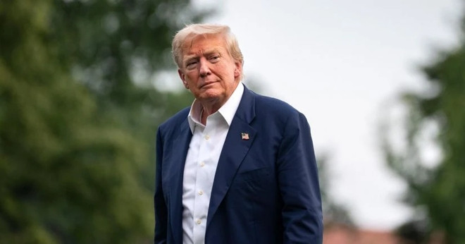 Ông Trump nói ‘không thể đùa giỡn’ với 2 nhà lã...