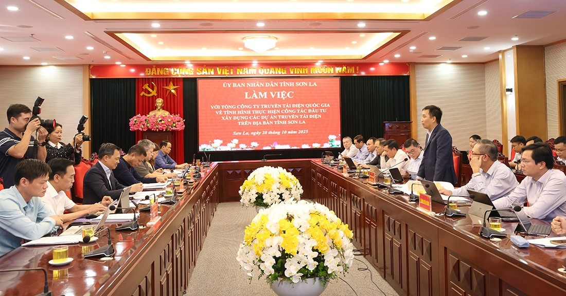 Sơn La phối hợp với EVNNPT tăng tốc các dự án truyền tải điện trên địa bàn