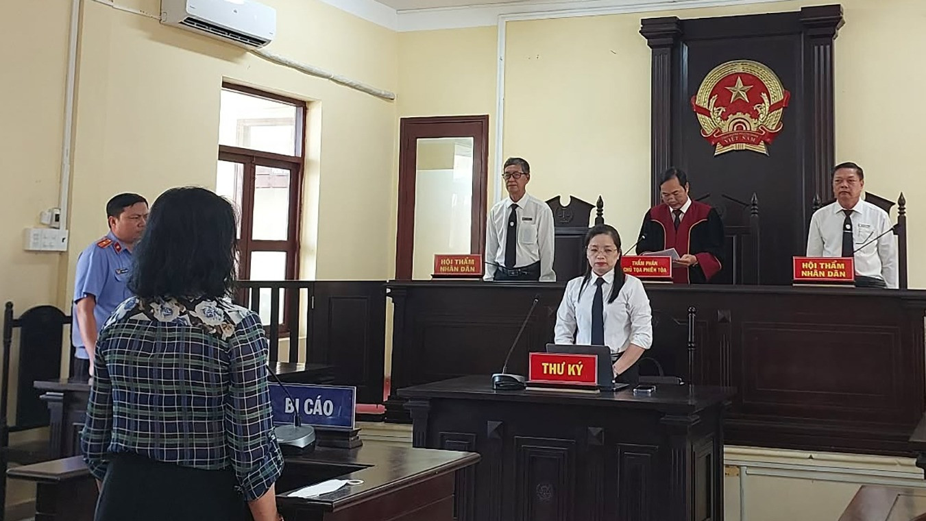 TAND Cà Mau xét xử.jpg