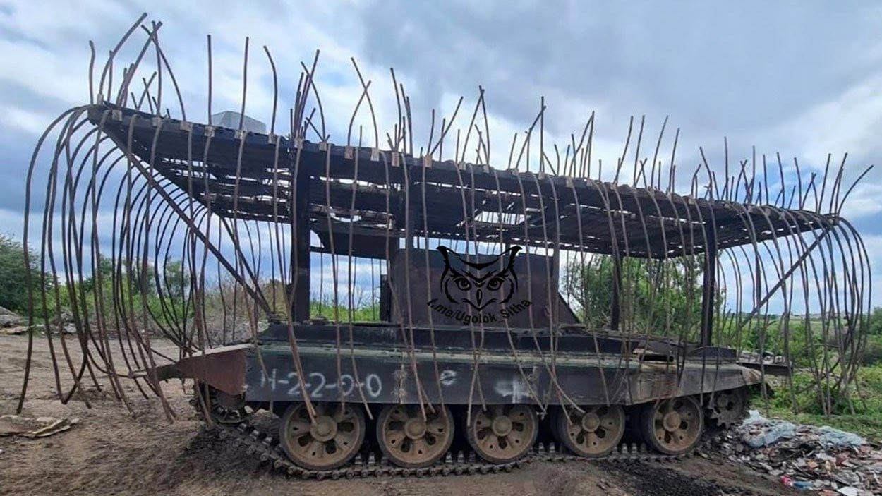 Xe tăng lông nhím 3.jpg