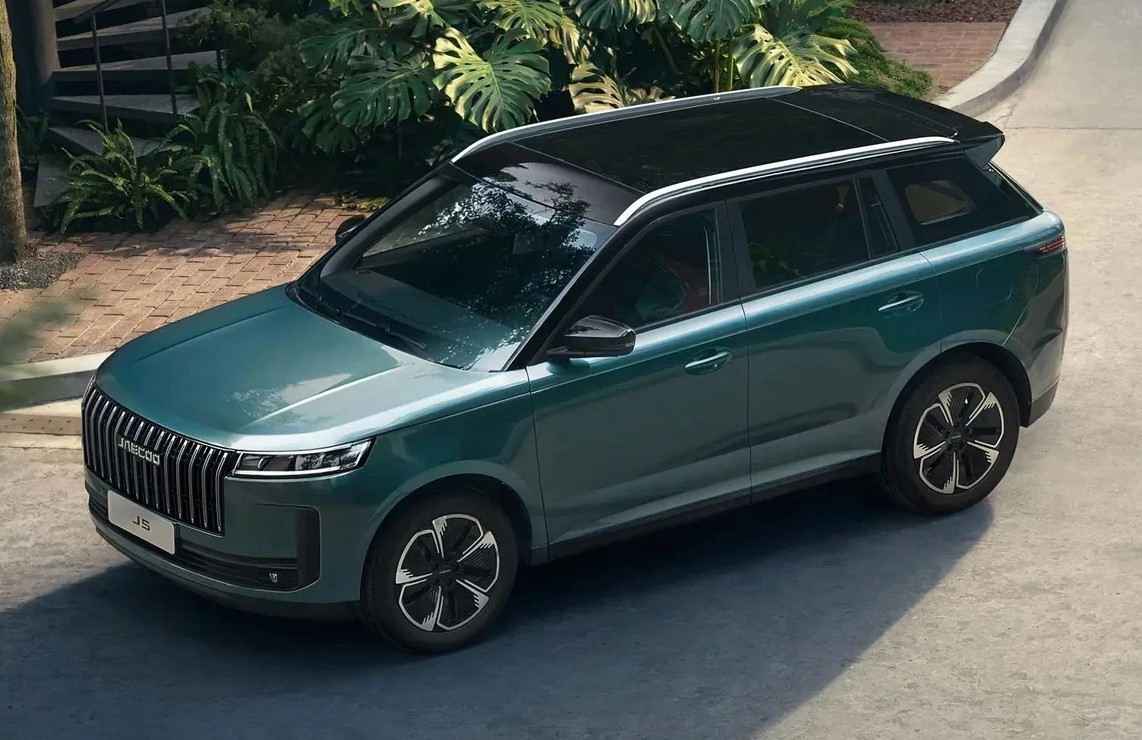 Loạt xe mới sắp ra mắt thị trường Việt Nam tháng cuối năm, chủ yếu là xe gầm cao Bo Doi Xe Suv Ban Chay Cua Toyota Sap Co Doi Thu Lap Rap Tai Viet Nam 1566