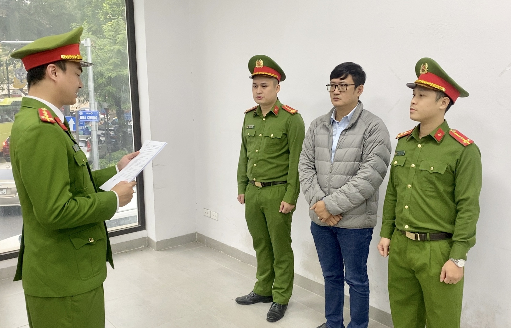 Hà Nội: Khởi tố 14 đối tượng vụ tranh chấp vị trí đỗ ô tô tại tầng hầm chung cư