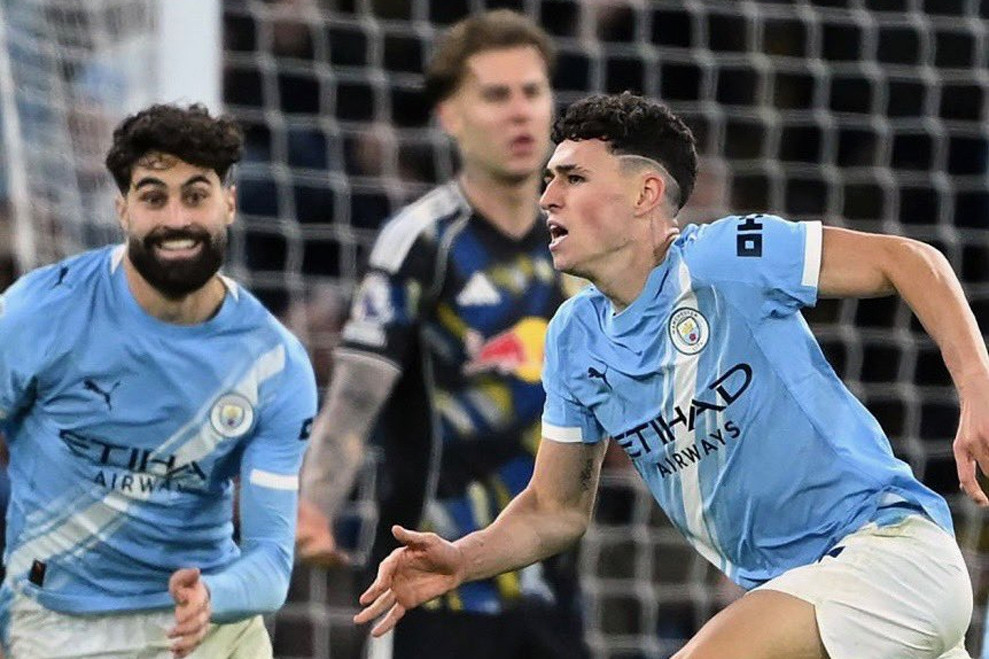 Phil Foden rực sáng, Man City thắng siêu kịch tính