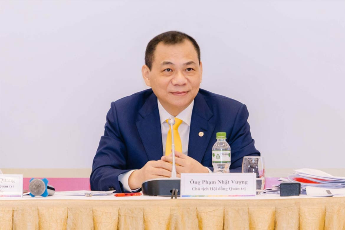 Tỷ phú Phạm Nhật Vượng lọt top 100 người giàu nhất, con trai làm CEO VinMetal