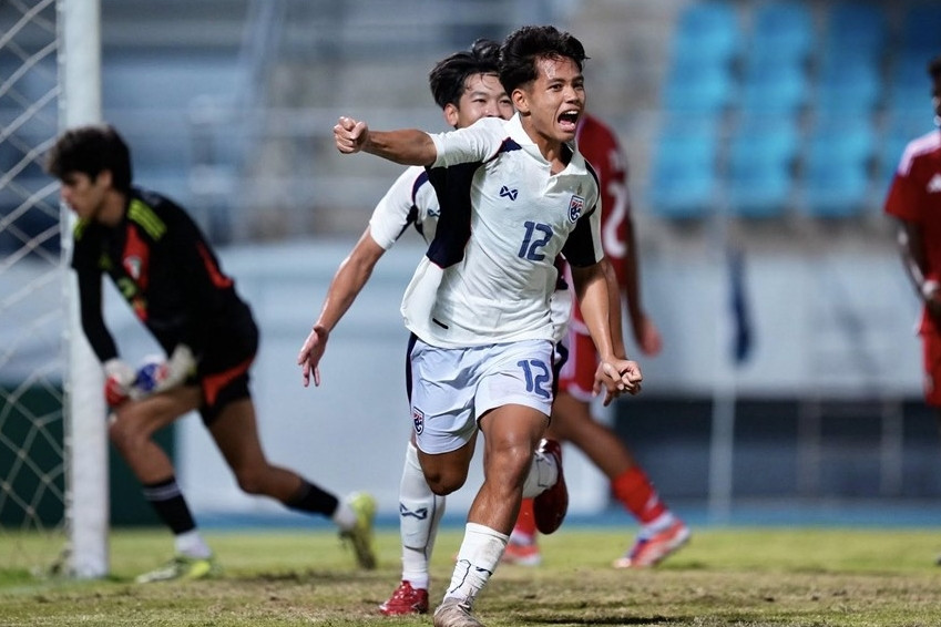 U17 Việt Nam lập kỳ tích, thắng đậm Malaysia đoạt vé dự VCK châu Á U17 Thái Lan lách qua khe cửa hẹp, lấy vé đi VCK U17 châu Á