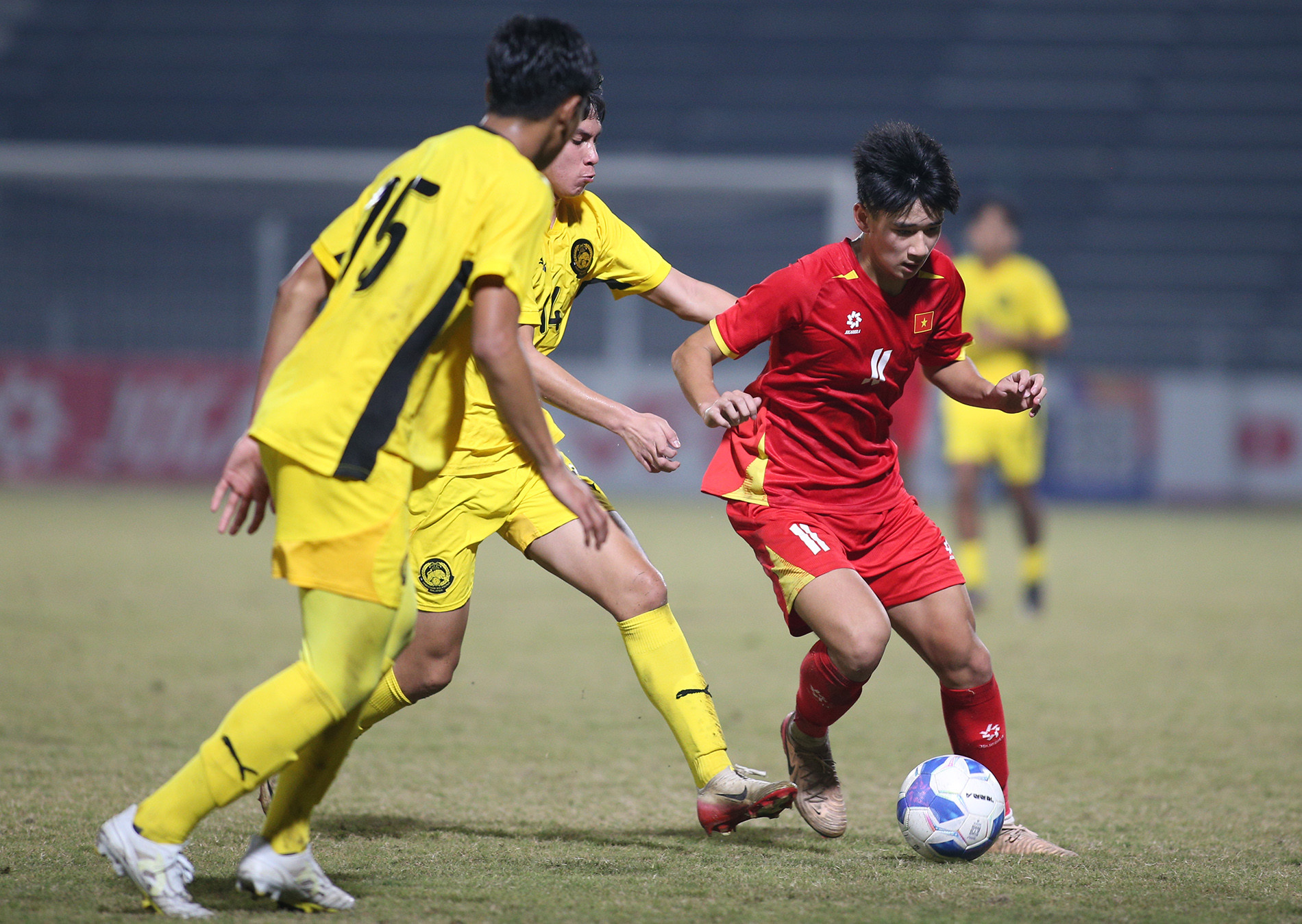 u17 viet nam 4.JPG