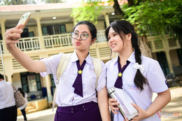 W-Ảnh Nguyễn Huế.jpg