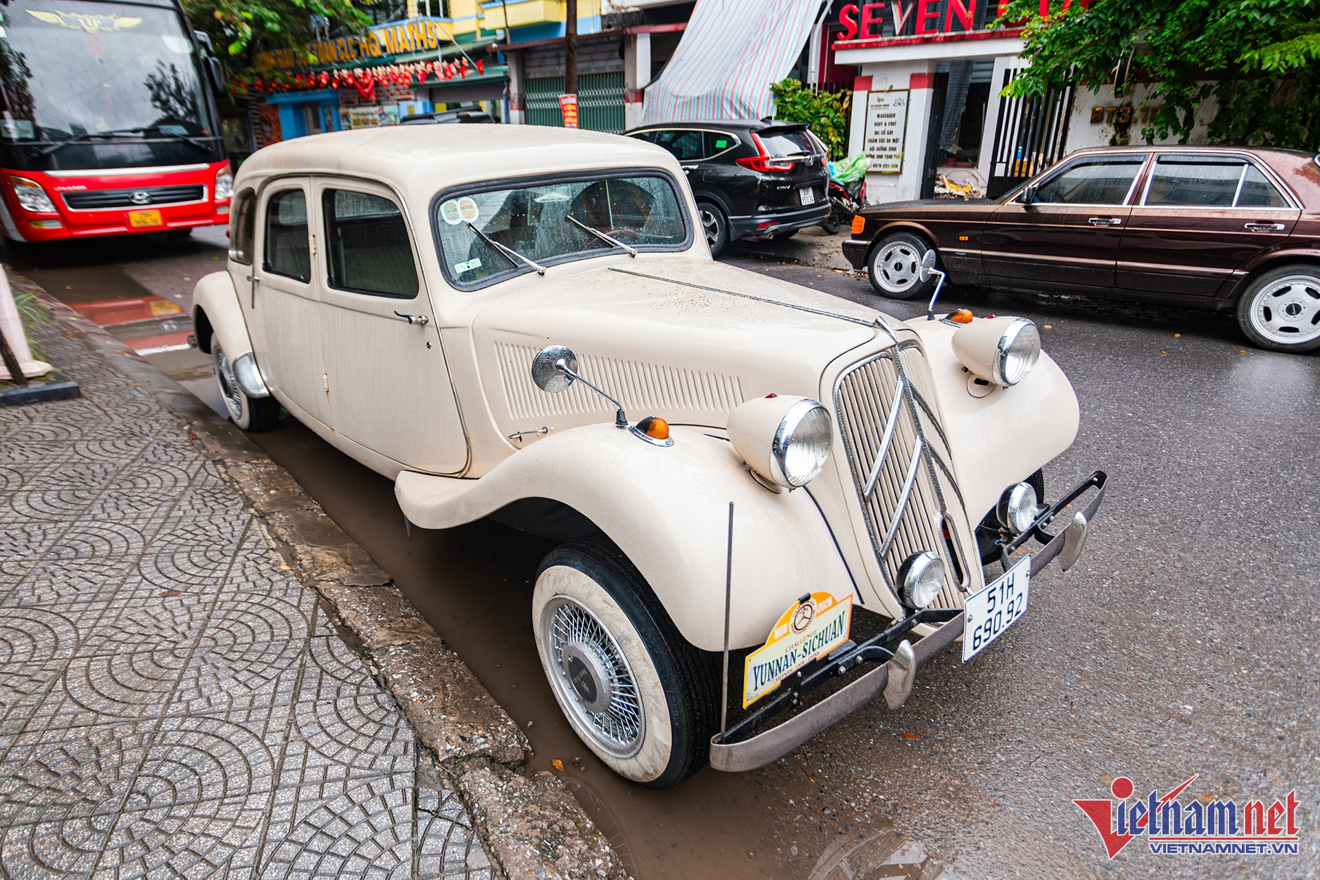 W-citroën traction 1.jpg