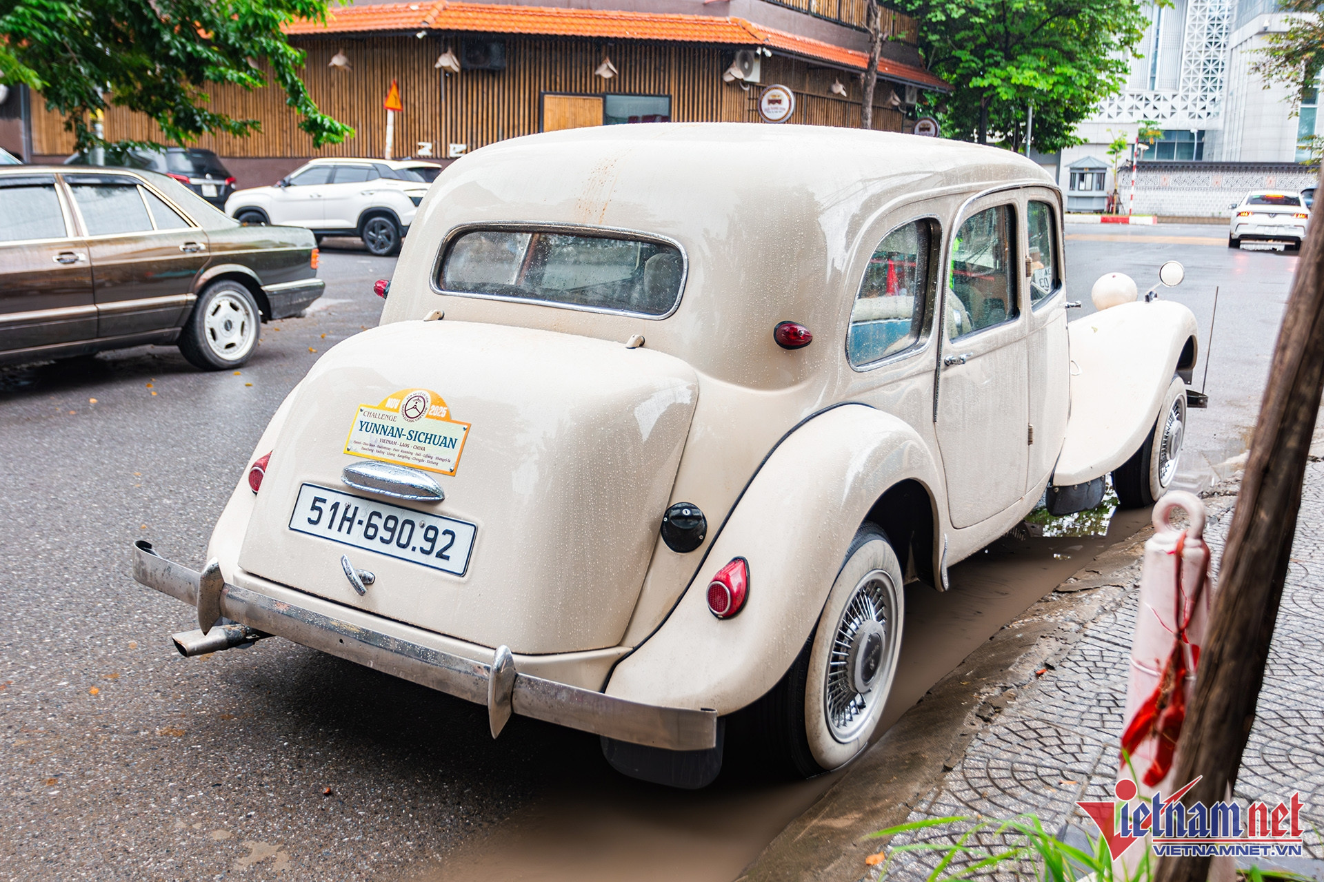 W-citroën traction 4.jpg