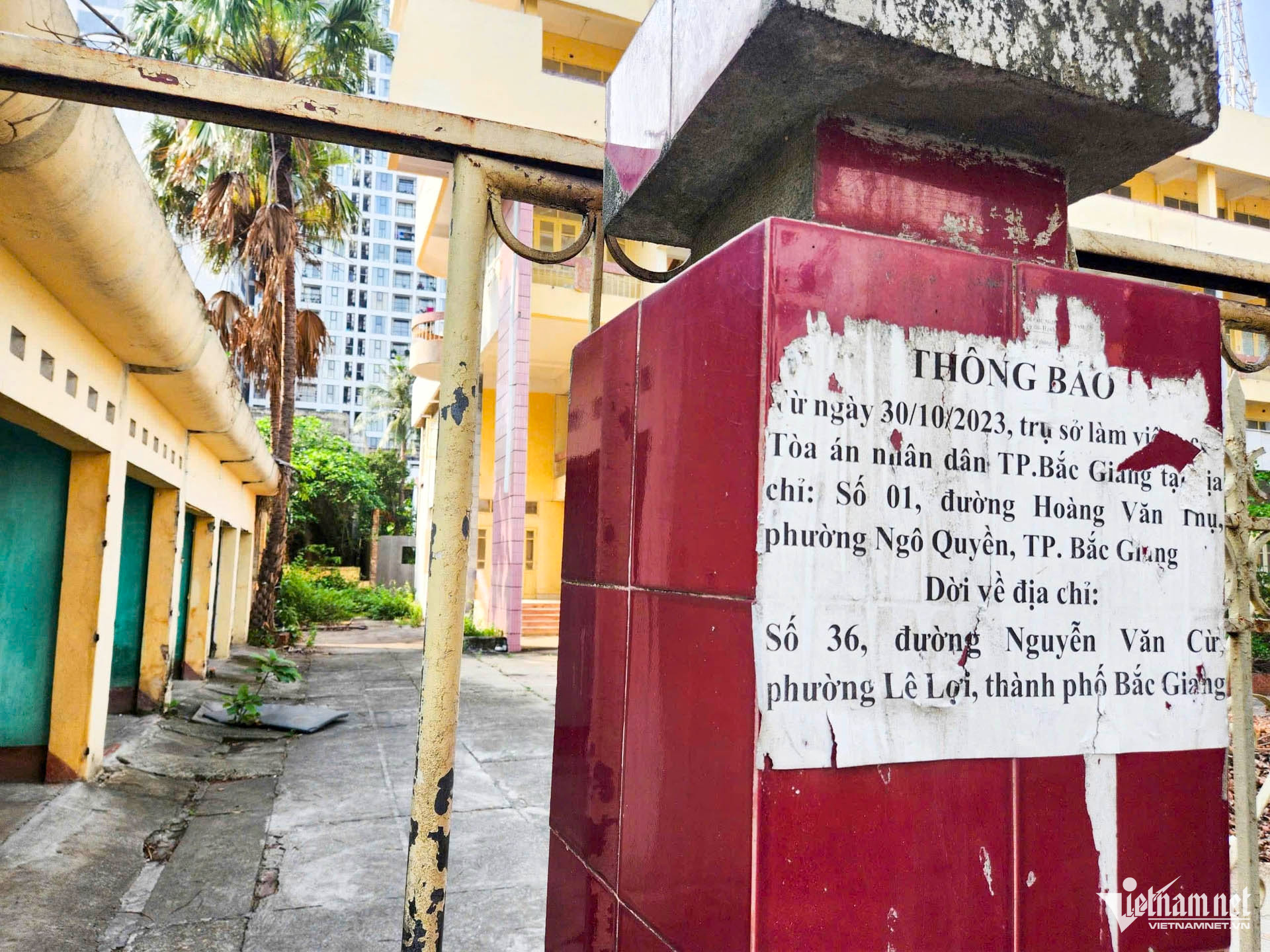 W-đài truyền hình bắc giang bỏ hoang_2.JPG.jpg